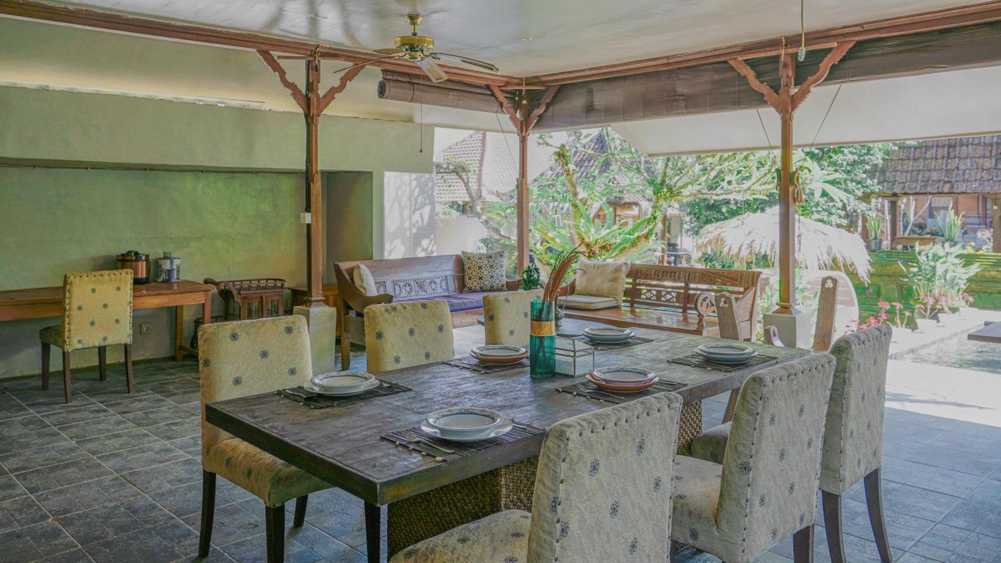 Lokasari Retreat Hotel อูบุด ภายนอก รูปภาพ