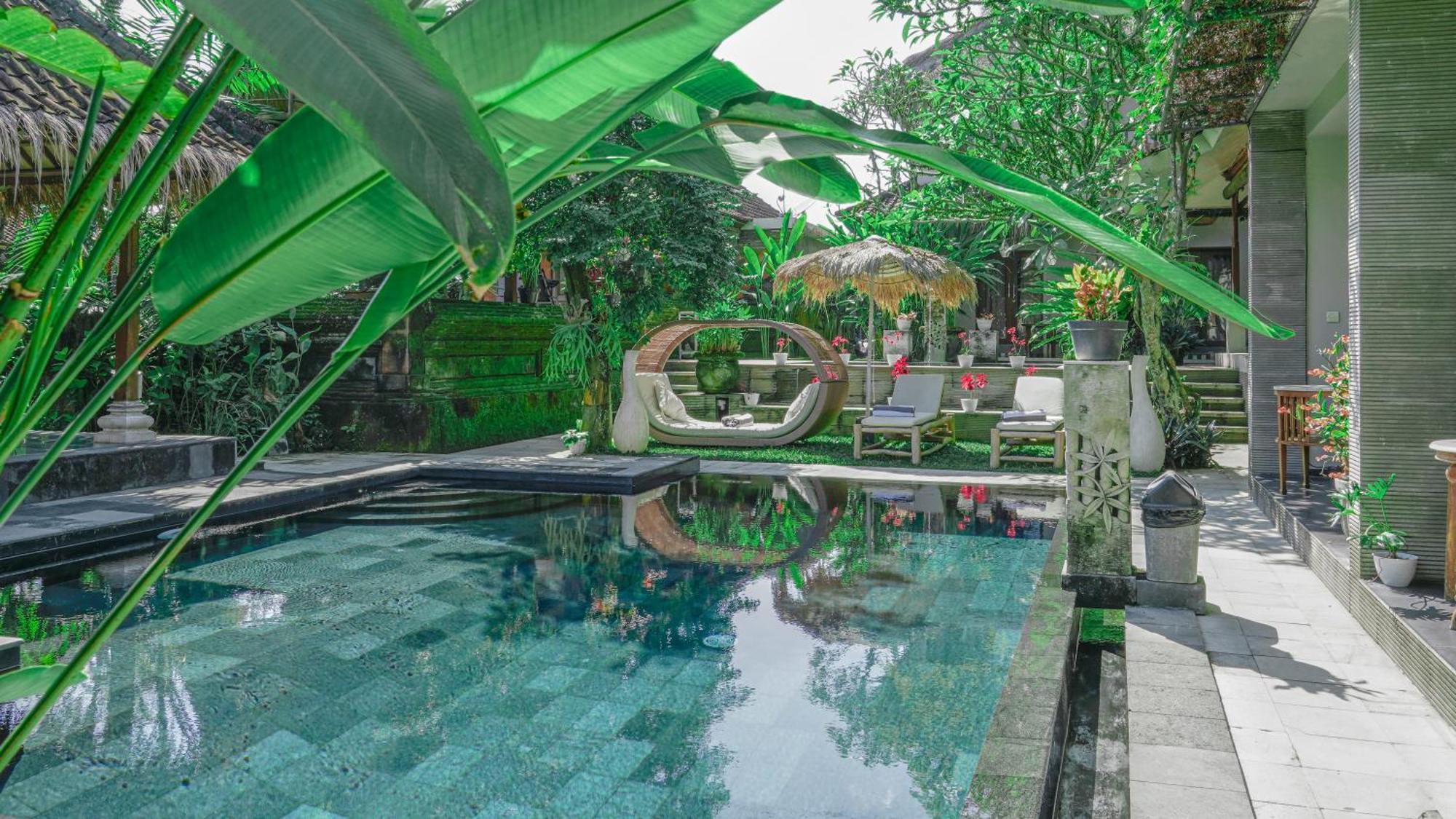 Lokasari Retreat Hotel อูบุด ภายนอก รูปภาพ