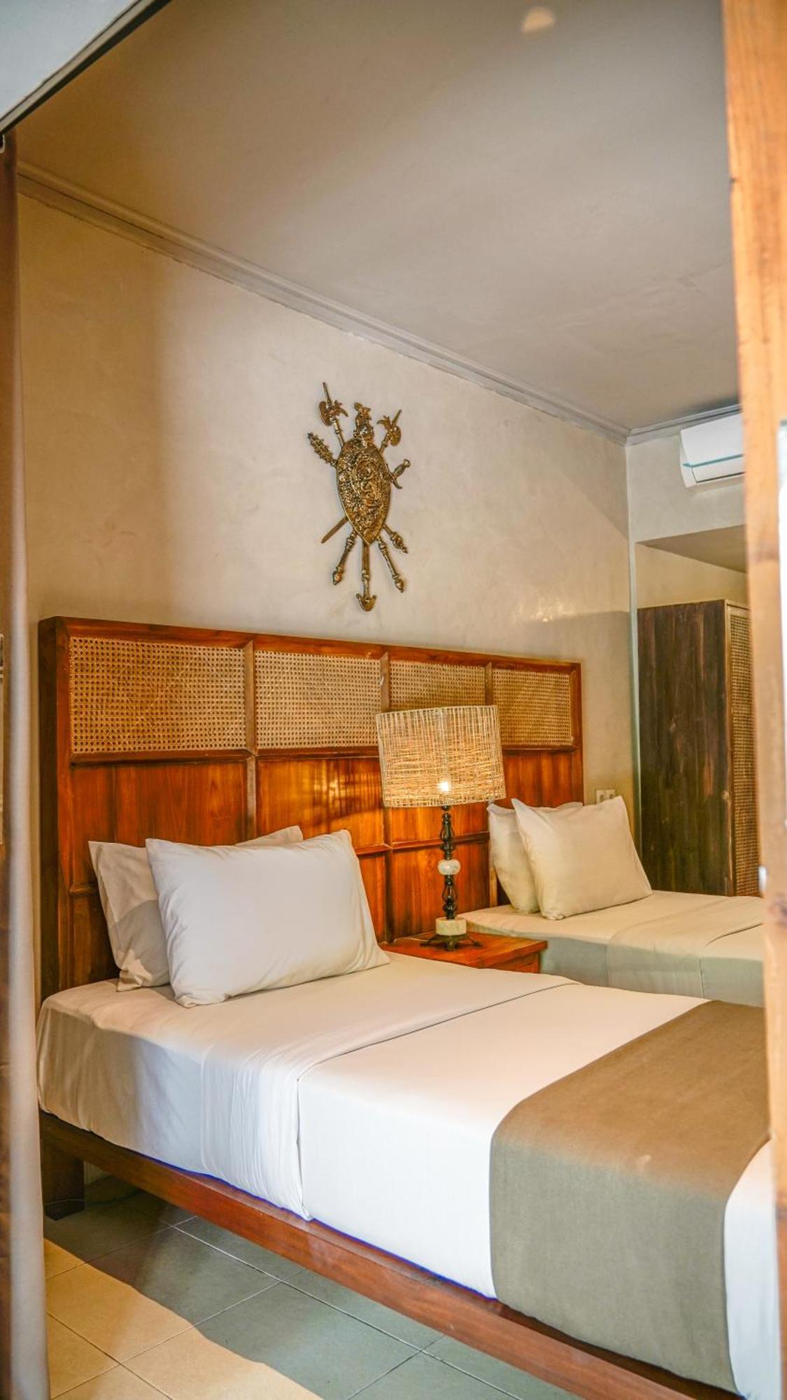 Lokasari Retreat Hotel อูบุด ภายนอก รูปภาพ